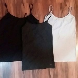 Set of 3 camisoles - like new